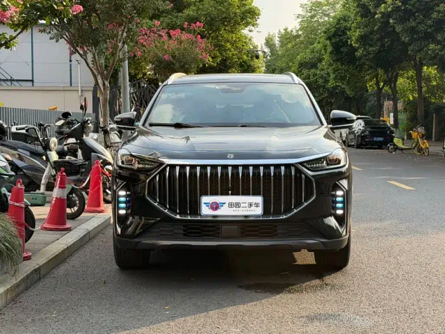 Jetour X70 Plus — Фото автомобиля 2
