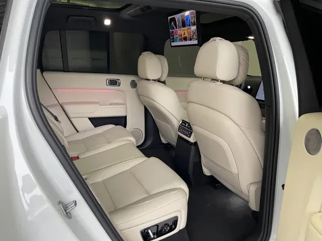 Li Auto L7 — Фото автомобиля 26