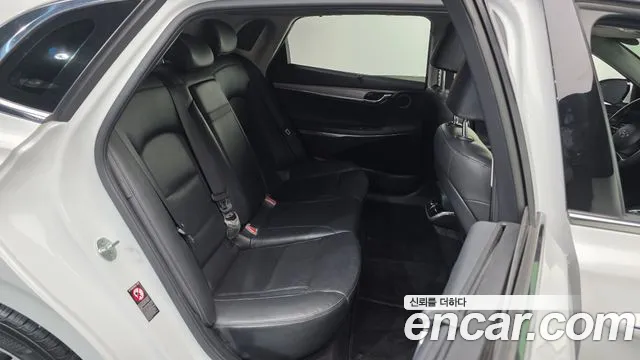 Hyundai Grandeur Exclusive — Фото автомобиля 12