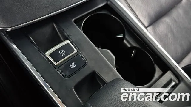 Hyundai Grandeur New — Фото автомобиля 24