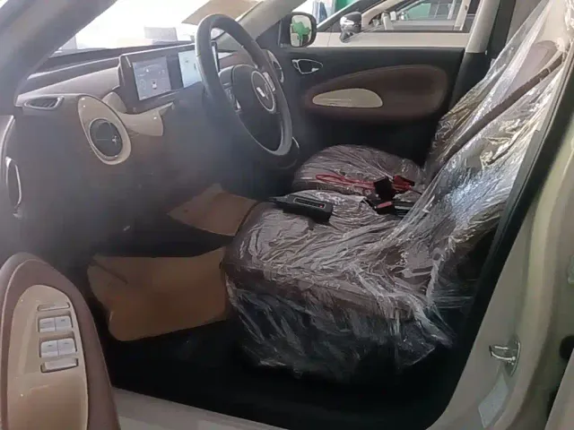 Wuling Bingo — Фото автомобиля 14