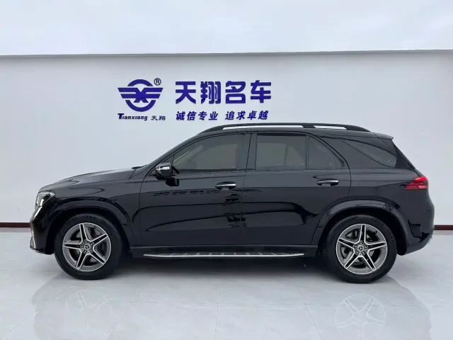 Mercedes-Benz GLE-Class — Фото автомобиля 3