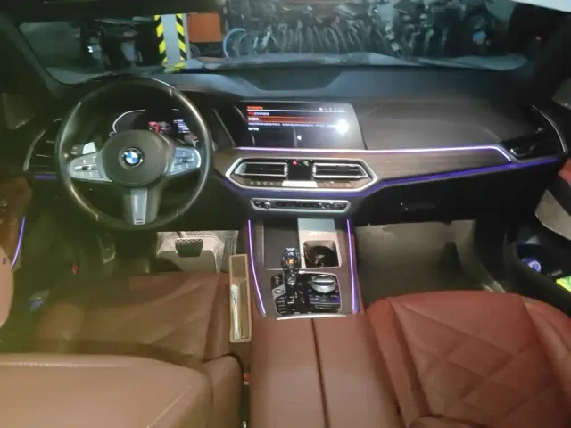 BMW X5 — Фото автомобиля 12