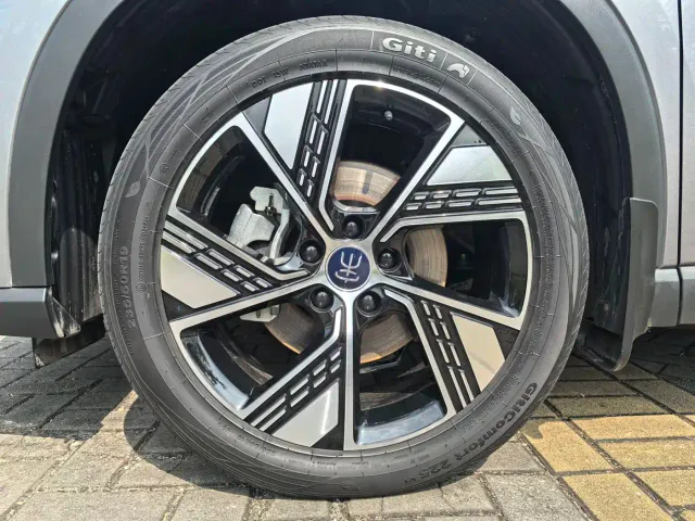 BYD Song Pro — Фото автомобиля 19