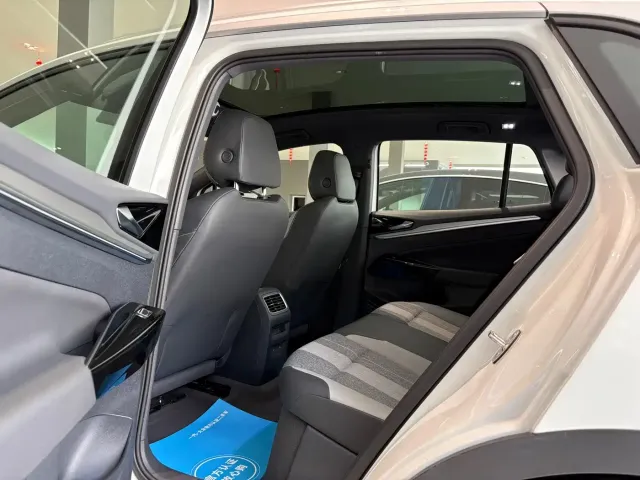Volkswagen ID.4 Crozz — Фото автомобиля 15