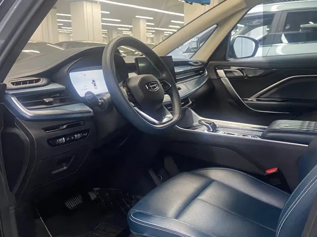 Geely Jiaji — Фото автомобиля 5