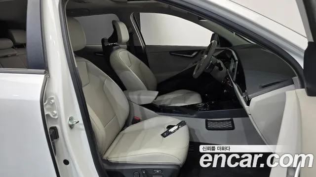 Kia Niro New — Фото автомобиля 16