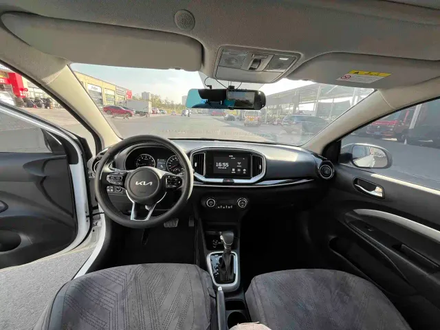 Kia KX1 — Фото автомобиля 5
