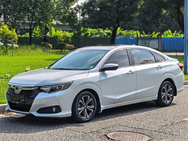 Фотография автомобиля — Honda Crider