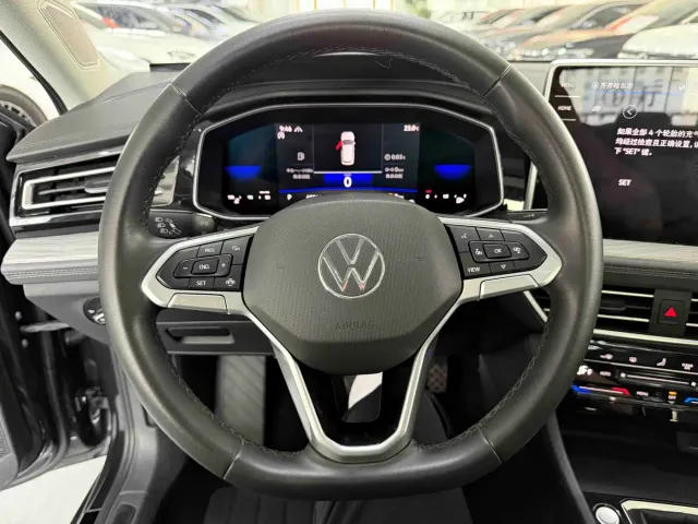 Volkswagen Sagitar — Фото автомобиля 11