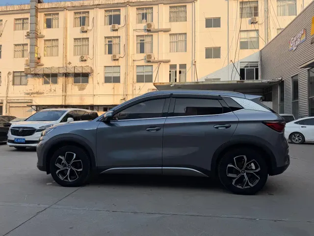 BYD Yuan PLUS — Фото автомобиля 4