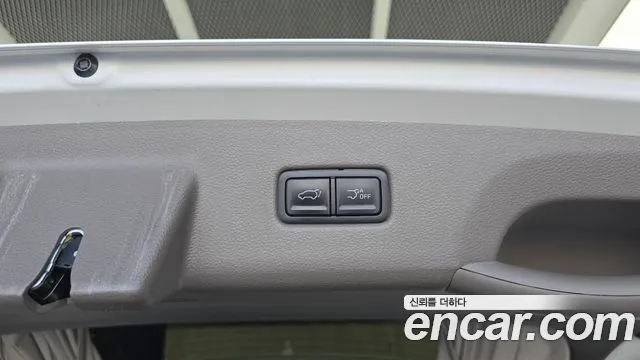 Kia Carnival 4th Gen — Фото автомобиля 22