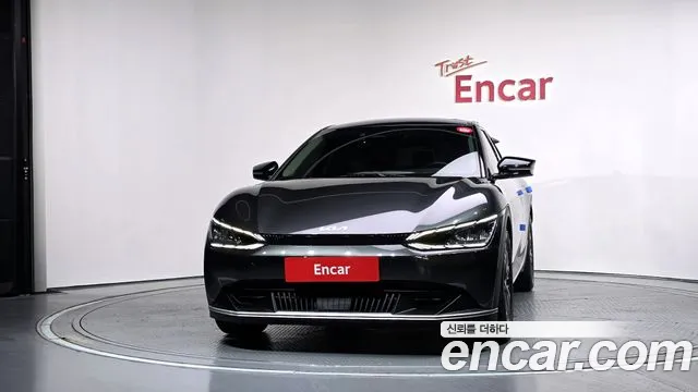 Kia EV6 — Фото автомобиля 3