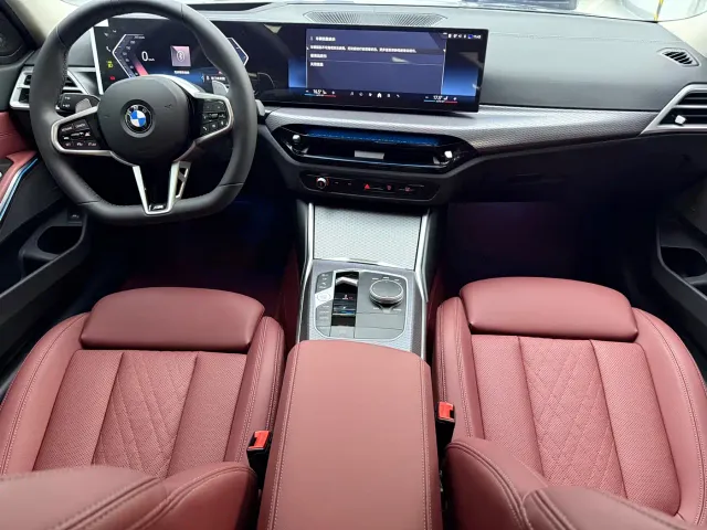 BMW 3 Series — Фото автомобиля 11