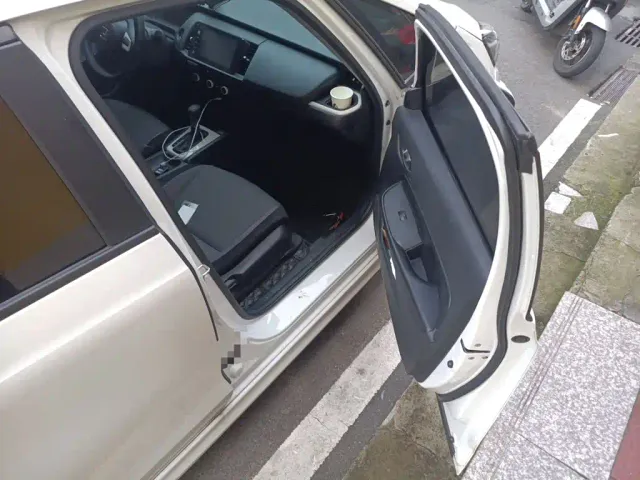 Honda Fit — Фото автомобиля 19