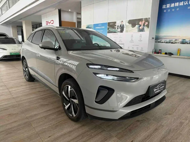 BYD Sealion 06 — Фото автомобиля 3