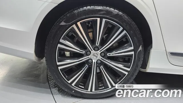 Вольво S90 — Фото автомобиля 4