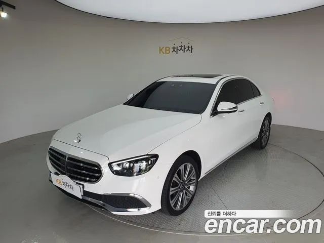 Mercedes-Benz E-Class E-класс W213 E350 4MATIC Exclusive — Фото автомобиля 3