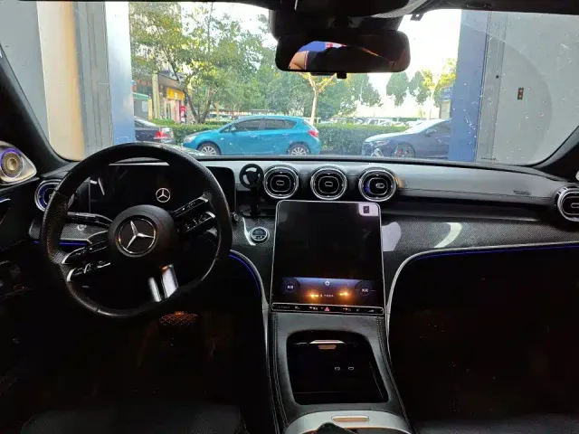 Mercedes-Benz C-Class — Фото автомобиля 3