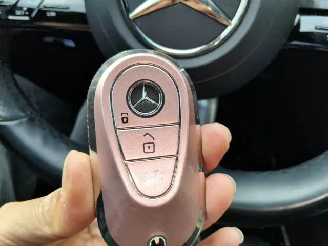 Mercedes-Benz C-Class — Фото автомобиля 9
