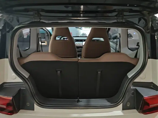 Wuling Hongguang Mini EV — Фото автомобиля 18