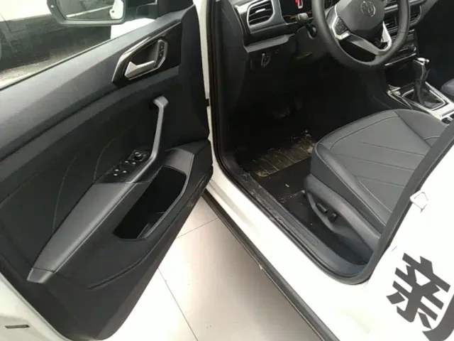 Volkswagen Tharu — Фото автомобиля 15