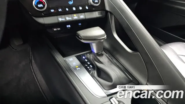 Hyundai Avante CN7 — Фото автомобиля 11