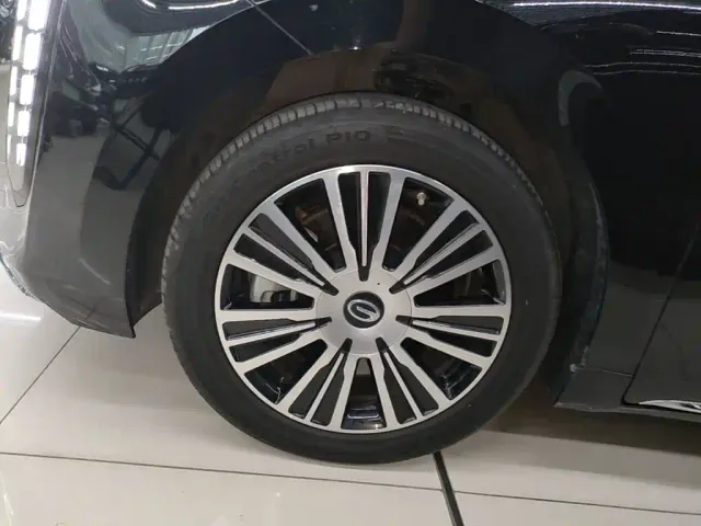 GAC Trumpchi E8 — Фото автомобиля 22