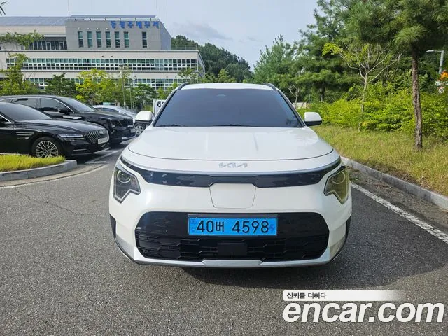 Фотография автомобиля — Kia Niro Niro (New)