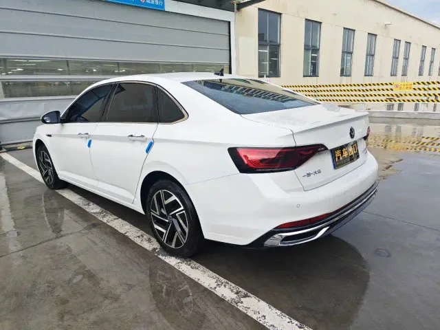 Volkswagen Sagitar — Фото автомобиля 7
