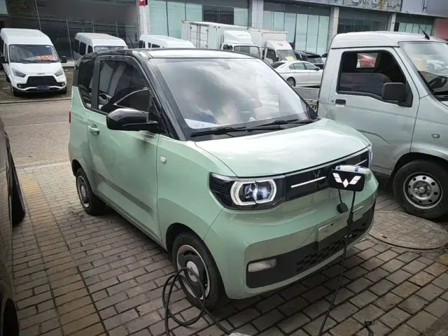 Wuling Hongguang Mini EV — Фото автомобиля 3