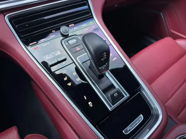 Porsche Panamera — Фото автомобиля 13