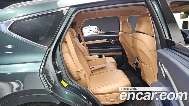Genesis GV80 — Фото автомобиля 17