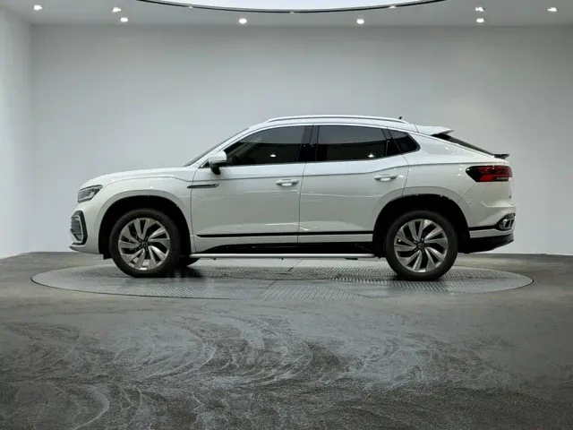 Volkswagen Tayron X — Фото автомобиля 5