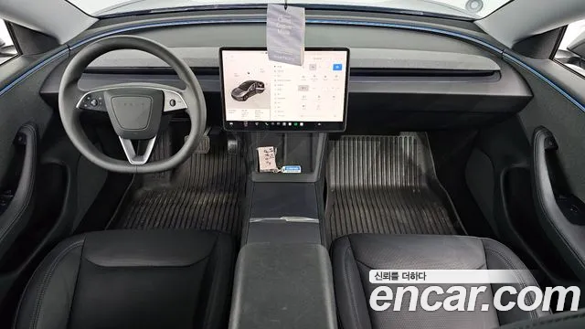 Tesla Model 3 — Фото автомобиля 7