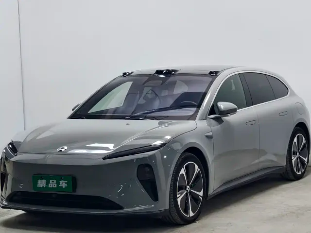Фотография автомобиля — Nio ET5 Touring