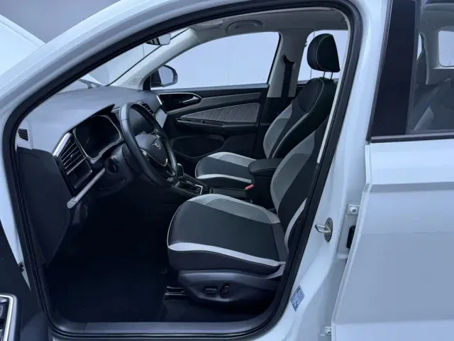 Jetta VS7 — Фото автомобиля 16