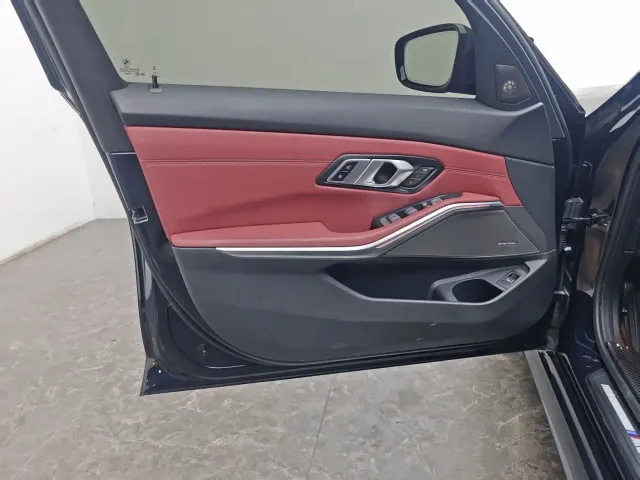 BMW 3 Series — Фото автомобиля 19