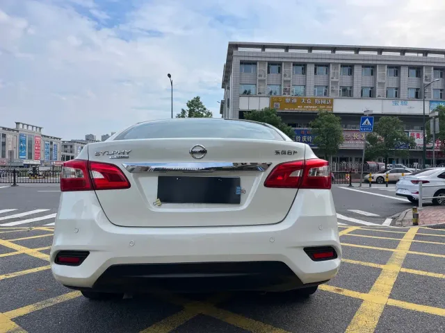 Nissan Sylphy — Фото автомобиля 5