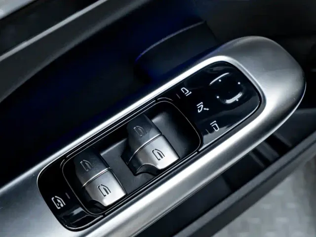 Mercedes-Benz C-Class — Фото автомобиля 22