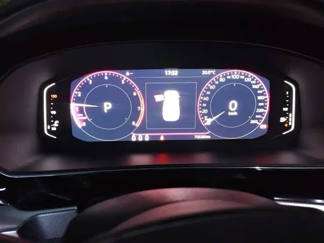 Volkswagen Passat — Фото автомобиля 14