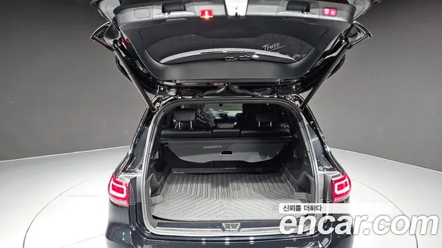 Mercedes-Benz GLB-Class — Фото автомобиля 26