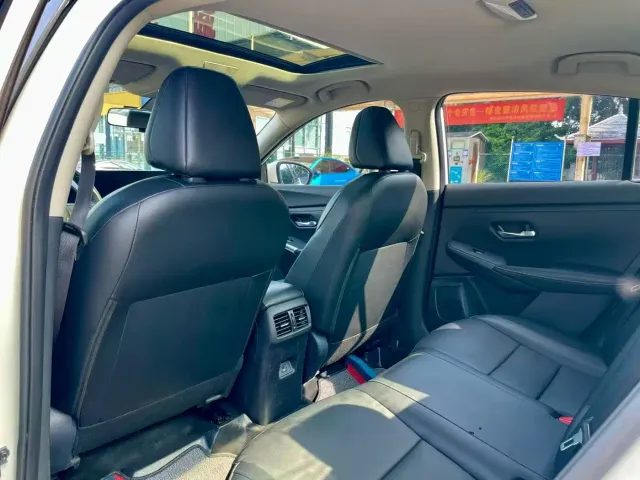 Nissan Sylphy — Фото автомобиля 6