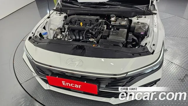 Hyundai Avante CN7 — Фото автомобиля 9