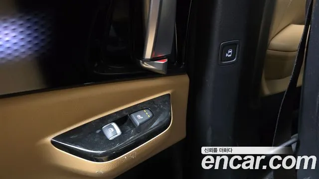 Kia Canival Carnival 4 поколение Дизель 9 мест Signature — Фото автомобиля 17