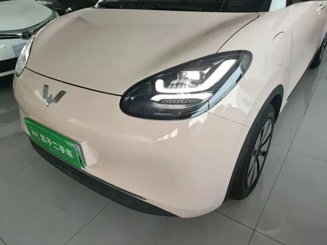 Wuling Bingo — Фото автомобиля 23