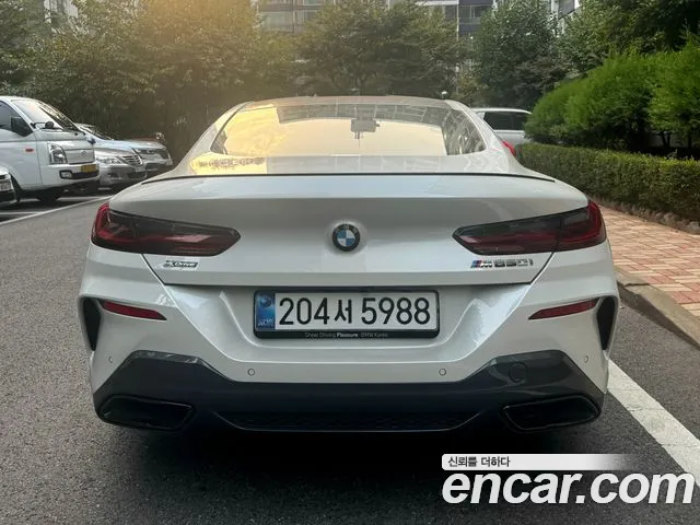BMW 8 Series G15 — Фото автомобиля 5