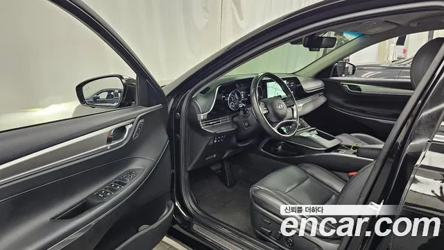 Hyundai Grandeur (New) Hybrid — Фото автомобиля 15