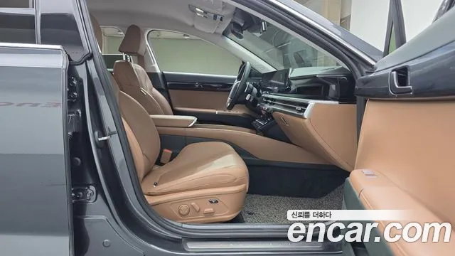 Hyundai Grandeur GN7 — Фото автомобиля 11
