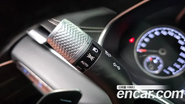 Genesis GV80 2.5T Бензин AWD — Фото автомобиля 25